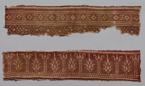 Fragments, 1100s - 1300s. India, 12th-14th century. Plain cloth, resist dyed; cotton; average: 6.4