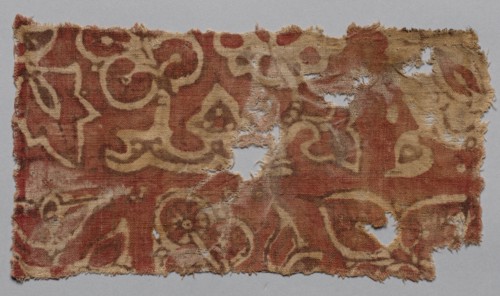 Fragment, 1100s - 1300s. India, 12th-14th century. Plain cloth, resist dyed; cotton; overall: 28 x