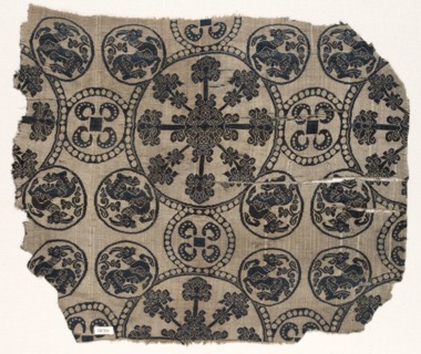 Fragment, 900s. Iran or Iraq, Buyid period, 10th century. Compound tabby; silk; overall: 43.8 x 36