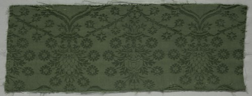 Silk Damask Textile, 1450-1599. Italy, second half of the 15th century. Damask, silk; overall: 51.1