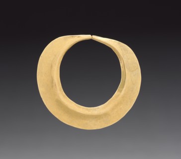 Nose Ornament, c. 400-1000. West-central Colombia, Quimbaya Style, 5th-10th Century. Hammered gold;
