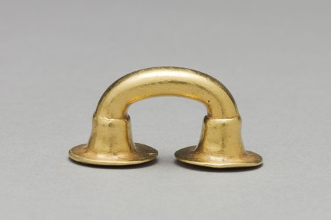 Nose Ornament, c. 400-1000. Colombia, Sinú style, 5th-11th century. Hammered gold; overall: 2.1 x 4