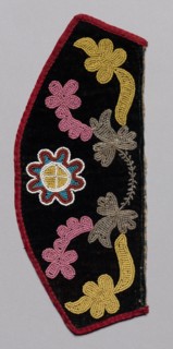 Cuff, late 1800s. Northeast Woodlands, Great Lakes Region, Anishinaabe (Ojibwe) or Nehiyawak (Cree)