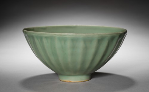 Lotus Bowl, 1200s. China, Zhejiang province, Longquan region, Southern Song dynasty (1127-1279).