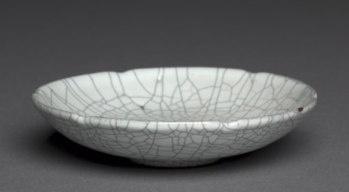 Flat Dish: Guan ware, 960-1279. China, Song dynasty (960-1279). Glazed reddish-brown stoneware;