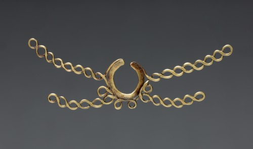 Nose Ornament, c. 500-200 BC. Peru, North Highlands. Chavín de Huantar(?), Chavín style (1000-200
