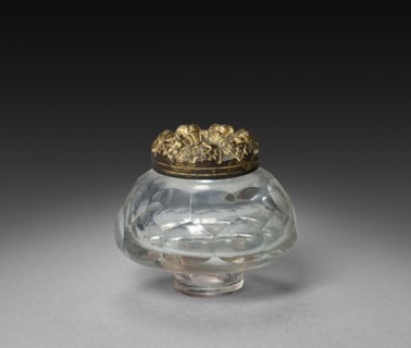Inkwell , 1825-1850. England or America, 19th century. Gilt bronze and glass; overall: 7 x 24.8 x