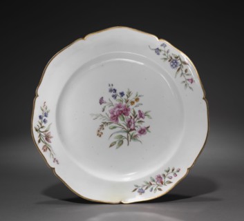 Plate, c. 1750. Vincennes Factory (French). Porcelain; diameter: 24.5 cm (9 5/8 in.).