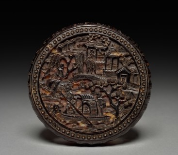 Fragrance Box (lid), 1700s. China, Qing dynasty (1644-1911). Tortoiseshell; diameter: 8.6 cm (3 3/8