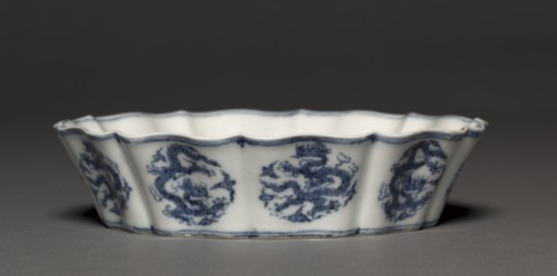 Brush Washer with Dragons, 1426-1435. China, Jiangxi province, Jingdezhen, Ming dynasty