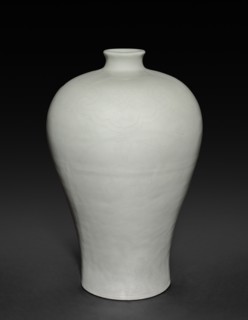 Meiping  Vase with Cloud Collars and Peony Sprays, 1403-1424. China, Jiangxi province, Jingdezhen