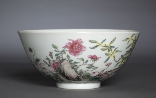 Bowl with Poppies, Tree Peony, and Flowering Mimosa, 1723-35. China, Jiangxi province, Jingdezhen,