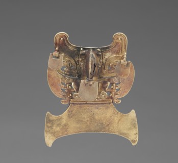 Bird Pendant, 900-1550. Colombia, Tairona style, 10th-16th century. Cast gold; overall: 8.1 x 6.3 x
