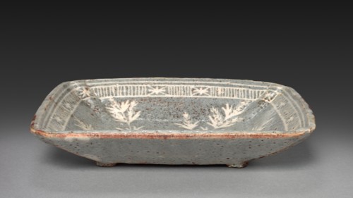 Dish with Grasses and Rocks, late 1500s–early 1600s. Japan, Momoyama period (1573-1615) to Edo