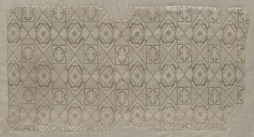Fragment, 900s or early 1000s. Iran or Iraq ?, Buyid period, 10th or early 11th century. Lampas