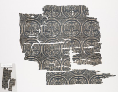 Fragment, mid 900s to mid 1000s. Iran, Buyid period, mid-10th to mid-11th century. Compound tabby;
