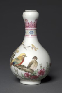 Vase with Golden Pheasants, 1736-1795. China, Jiangxi province, Jingdezhen kilns, Qing dynasty