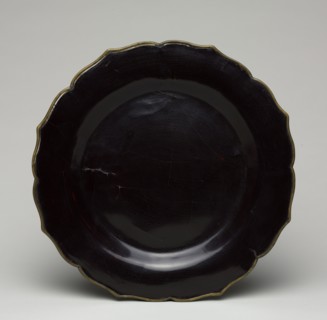 Foliate Dish, 1200s-1300s. China, Southern Song Dynasty (1127-1279) - Yuan Dynasty (1271-1368).