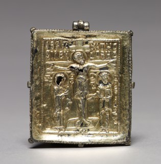 Enkolpion with the Crucifixion (front) and Saints Theodore and George (back), 1080-1120. Byzantium,