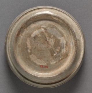 Covered Box: Yue Ware, 907-960. China, Shang-lin-hu kilns, Yu-yao District, Zhejiang province, Five