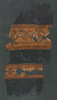 Tiraz with gold, 1075-1099. Egypt, Fatimid period. Plain weave with inwoven tapestry weave: linen,