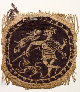 Segmentum, 700s - 900s. Egypt, Umayyad to Abbasid periods, 8th - 10th century. Tapestry weave; wool