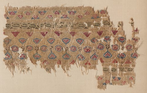 Fragment of a Tiraz-Style Textile, 1100s. Egypt, Fatimid period, 12th century. Tapestry (originally