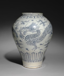 Jar with Dragon Design, 1700s. Korea, Joseon dynasty (1392-1910). Porcelain with underglaze blue ;