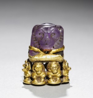 Pendant, c. 700 BC. Sudan, Napatan; lion's head component, Egypt, probably New Kingdom, Late
