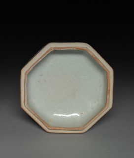 Hexagonal Covered Box with Lions in Relief: Qingbai Ware, 1300-1325. China, Jiangxi province,