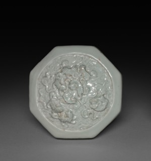 Hexagonal Covered Box with Lions in Relief: Qingbai Ware (lid), 1300-1325. China, Jiangxi province,