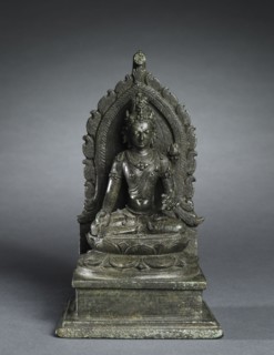 Seated Avalokitesvara, 800s. Central Java, 9th century. Bronze; overall: 13.6 cm (5 3/8 in.).