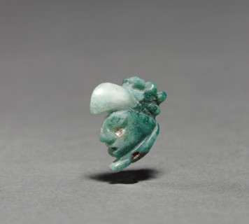 Head in Bird's Beak, 1200-1519. Mexico, Oaxaca, Mixtec. Serpentine; overall: 1.4 cm (9/16 in.).