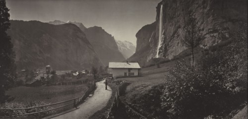 Valley of Lauterbrunnen, Switzerland (from the album Charbons de Braun- vues prises avec l'objectif