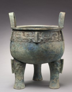 Tripod (Ding), 1000s BC. China, early Western Zhou dynasty (c. 1046-771 BC). Bronze; overall: 57.4