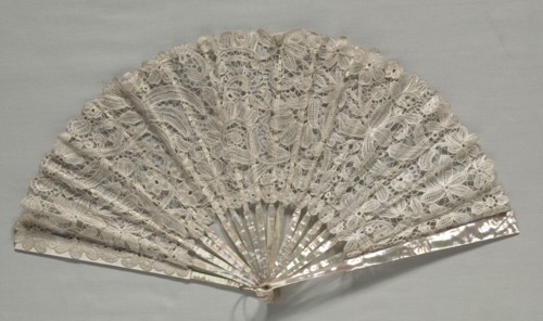 Lace Fan, c. 1860. Belgium, 19th century. Brussels bobbin lace; linen; frame: mother-of-pearl and