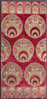 Brocaded velvet cushion cover with crescents, 1525-1575. Turkey, Istanbul or Bursa. Velvet,