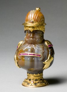 Military Figure, mid 1700s. Germany, mid 18th century. Hardstone ewer agate with diamonds