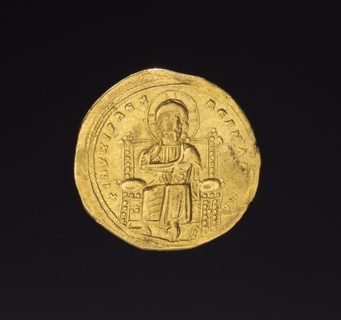 Histamenon of Romanus III, 1028-1034. Byzantium, 11th century. Gold; diameter: 2.4 cm (15/16 in.)