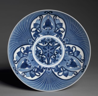 Dish with Ginkgo Leaves, c. 1688-1704. Japan, Edo period (1615–1868), Genroku era (1688-1704).