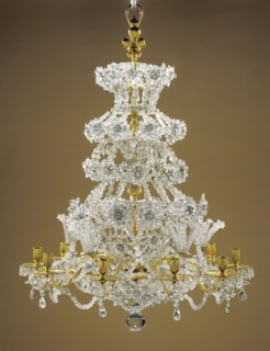 Chandelier; Paris, France; about 1700; Glass and quartz crystal; gilt bronze; 107 x 62.5 cm, 42 1,8 x 24 5,8 in