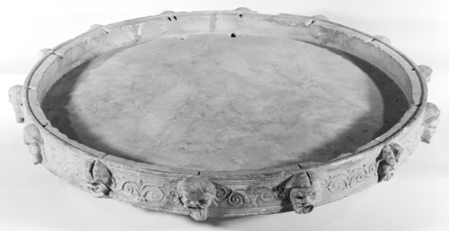 Circular Basin with Theatrical Masks; Europe, ?, 16th century; Italian marble; 150 cm, 59 1,16 in