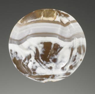 Engraved Lentoid Gem; Crete, Greece; about late 15th - early 14th century B.C; Agate; 0.7 × 1.5 × 1.6 cm, 1,4 × 9,16 × 5,8 in