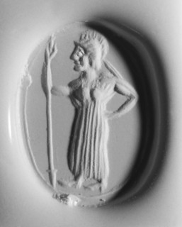 Engraved Scaraboid; about 500 B.C; Rock crystal; 0.7 × 1.3 × 1 cm, 1,4 × 1,2 × 3,8 in