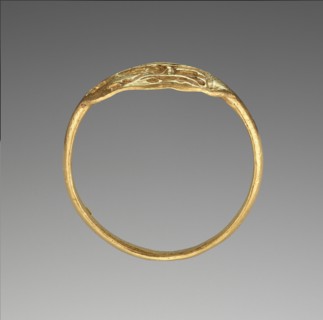 Ring; Greece; late 5th century B.C; Gold; 1.8 × 1.5 cm, 11,16 × 9,16 in