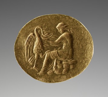 Ring, Leda and the Swan, about 300 B.C; Gold; 2.1 × 1.9 cm, 13,16 × 3,4 in