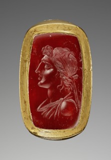 Ring with an Engraved Gem; 1st century B.C; Gem: ruby red carnelian: ring: gold; 2.2 × 1.3 × 0.3 cm, 7,8 × 1,2 × 1,8 in