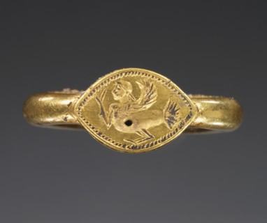 Siren; Greece; about 500 B.C; Gold; 1.4 × 1 cm, 9,16 × 3,8 in