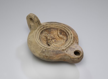 Lamp; North Africa, Tunisia; 1st century; Terracotta; 10.9 x 7.5 cm, 4 5,16 x 2 15,16 in