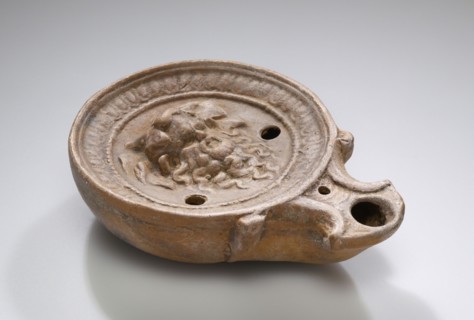 Lamp, Anatolia; 1st - 4th century; Terracotta; 2.9 x 7.9 x 10.6 cm, 1 1,8 x 3 1,8 x 4 3,16 in